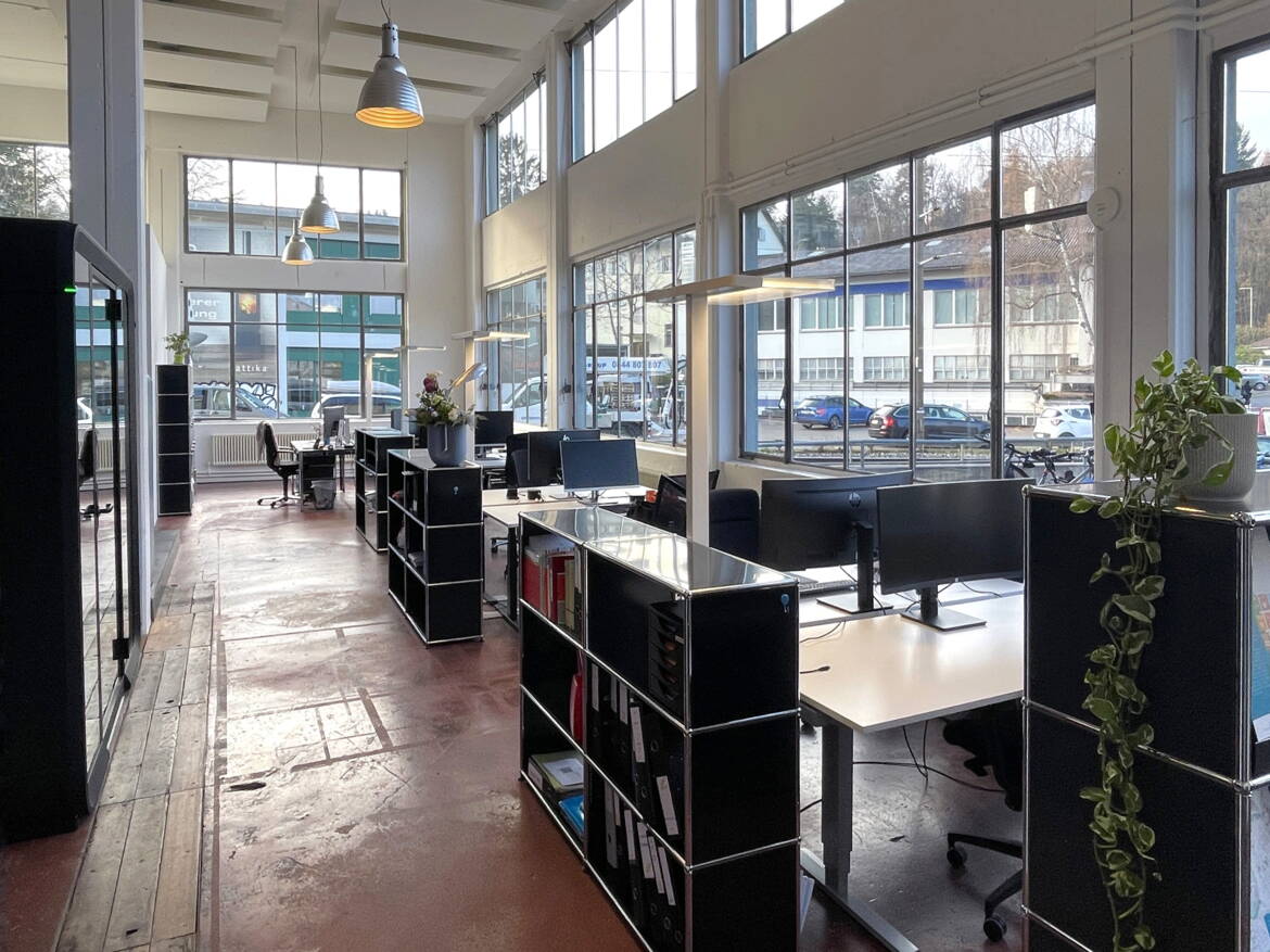 img_6660_bearb.jpg img_6660_bearb.jpg